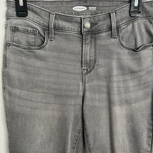 Old Navy Gray Skinny Jeans with Washed Appearance
